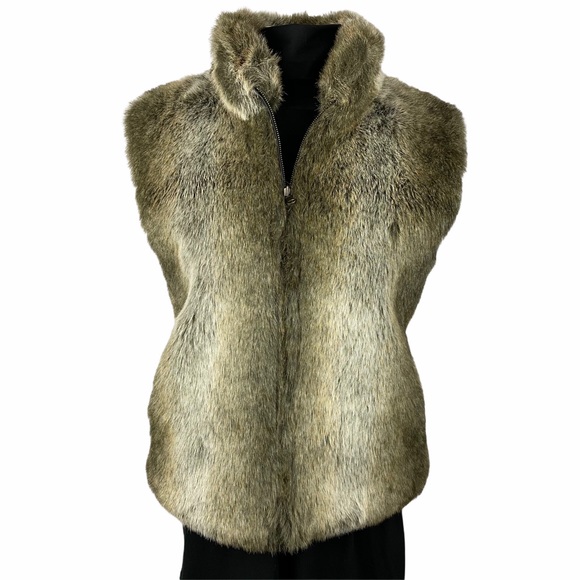 Blassport Jackets & Blazers - BLASSPORT Faux Fur Reversable Zip Up Vest XL